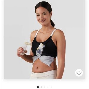 Clip and pump hands-free nursing bra accessory